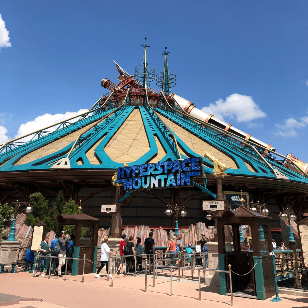 disneyland-paris-height-requirements-adam-bryan