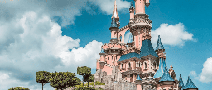 how much does it cost to go to disneyland paris