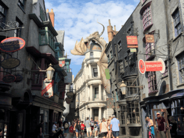 universal Orlando express pass rides list